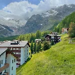 Penthouse Victoria's Im Haus Judith By Interhome * サース フェー